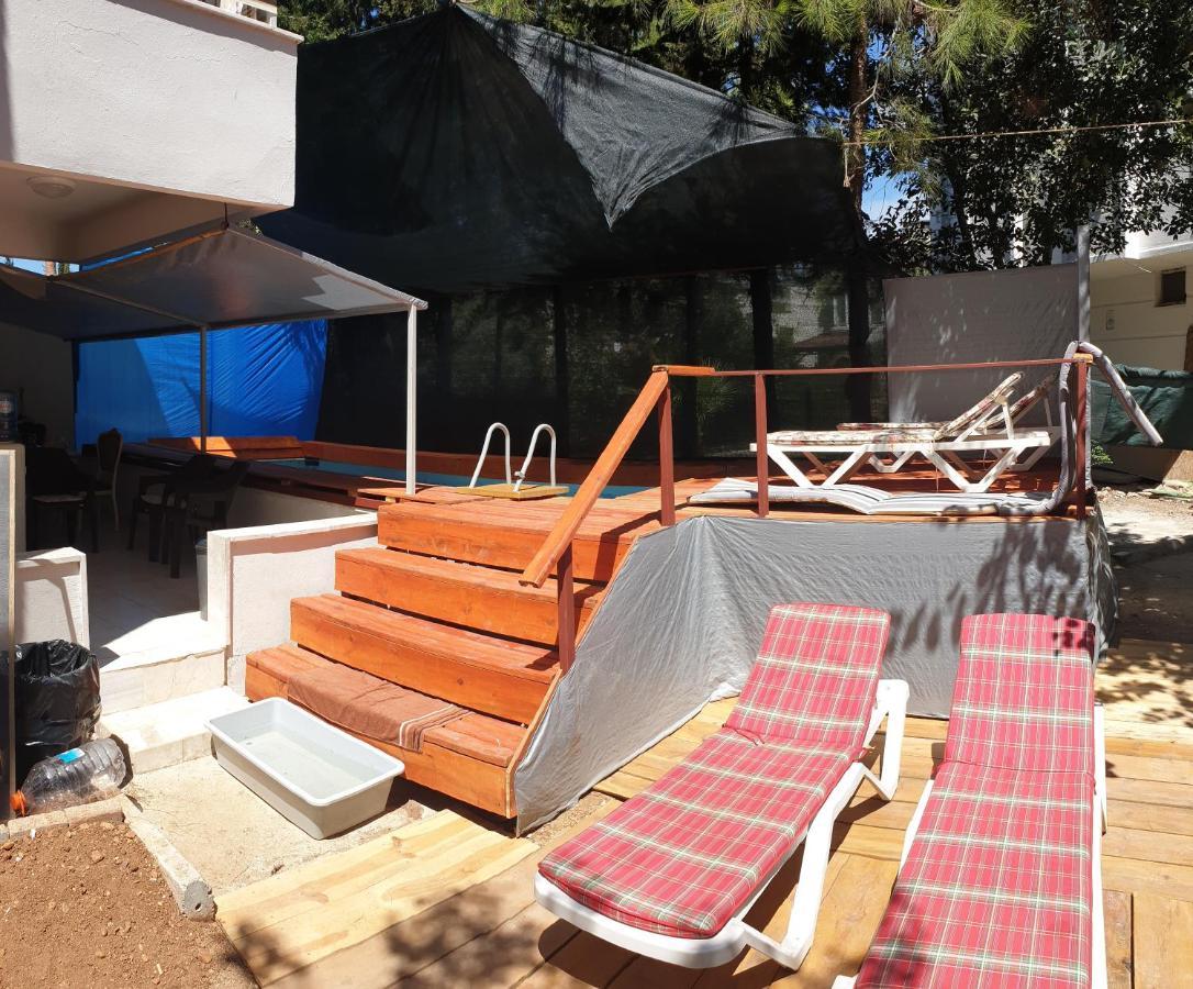 Elit1 10 Beds Full Triplex In Golf Area With Private Pool & Garden Wifi Netflix Full Kitchen & Bed Equipments Air Conditions Free Parking *