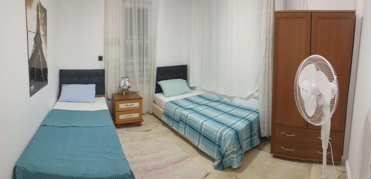 Villa Elit1 10 Beds Full Triplex In Golf Area With Private Pool & Garden Wifi Netflix Full Kitchen & Bed Equipments Air Conditions Free Parking *
