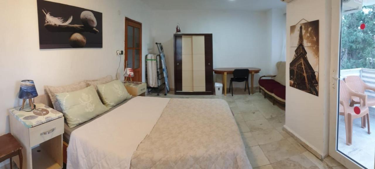 Elit1 10 Beds Full Triplex In Golf Area With Private Pool & Garden Wifi Netflix Full Kitchen & Bed Equipments Air Conditions Free Parking *