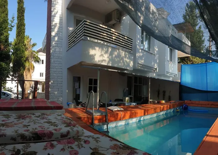 Green Villas BELEKte ÖZEL HAVUZLU 10 YATAKLI FULL TRİPLEX VILLA WIFI,NETFLIX