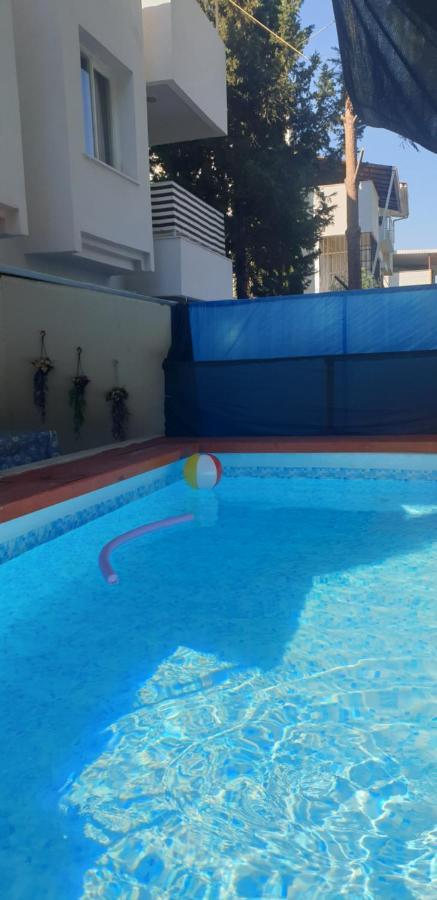 Villa Elit1 10 Beds Full Triplex In Golf Area With Private Pool & Garden Wifi Netflix Full Kitchen & Bed Equipments Air Conditions Free Parking Belek