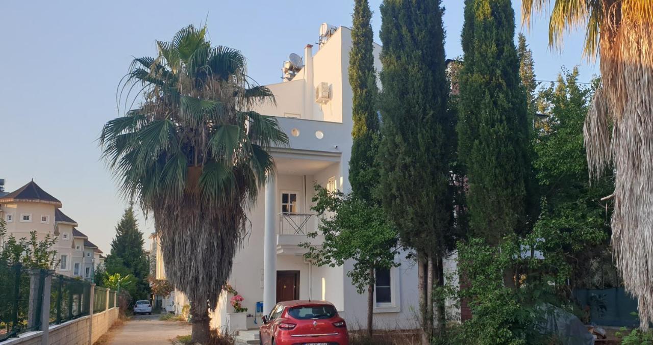 Villa Elit1 10 Beds Full Triplex In Golf Area With Private Pool & Garden Wifi Netflix Full Kitchen & Bed Equipments Air Conditions Free Parking